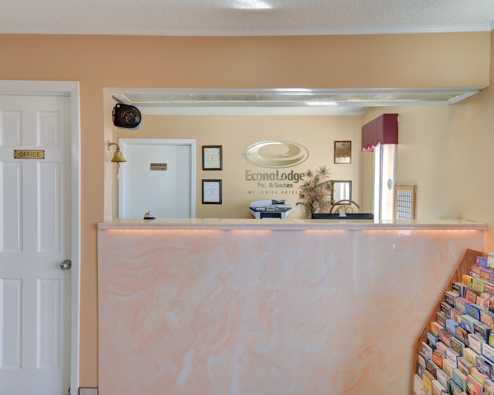Super 8 by Wyndham Decatur Texas - photo 30