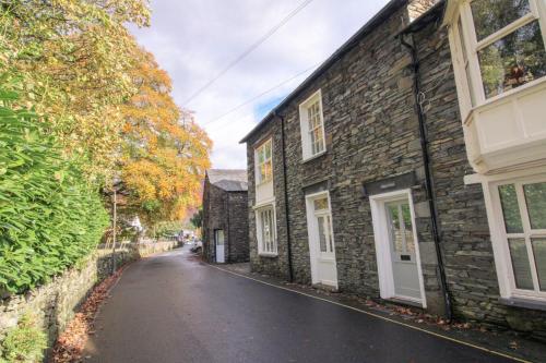 Bakers Rest ideal for 2 families centrally located in Grasmere with walks from the door in Ambleside, United Kingdom