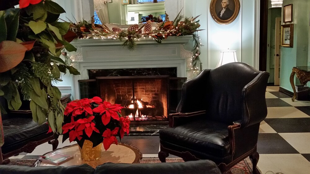 Lowell Inn - photo 4