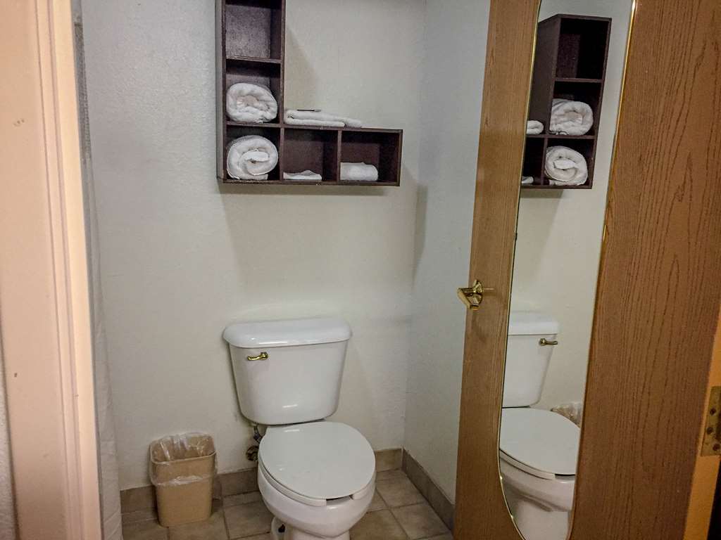 Motel 6 Woodway TX - photo 15
