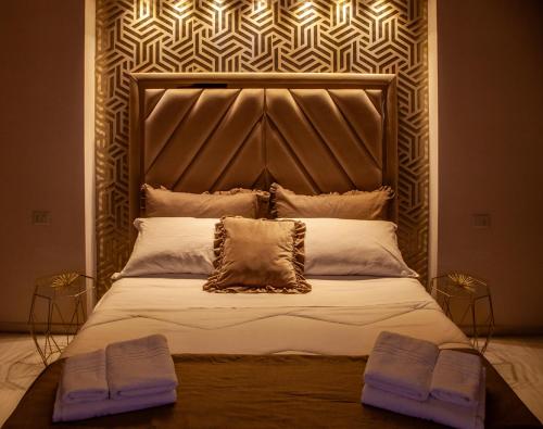 Airport Luxury Rooms — hotel near Naples International Airport