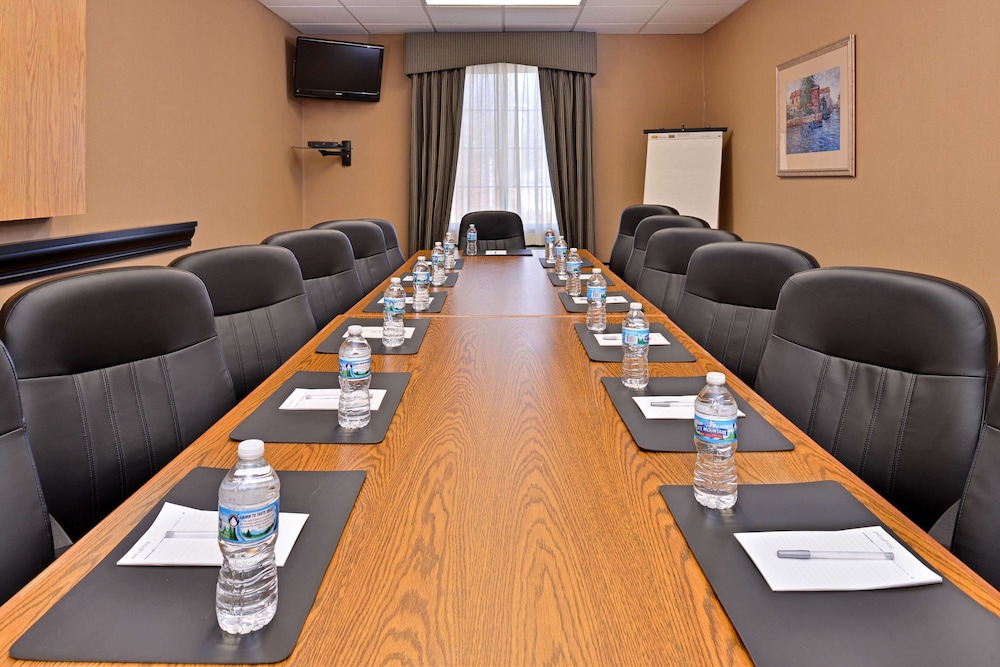 Hampton Inn Grand Island - photo 34