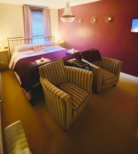 Modern ground floor apartment with free parking very near centre
