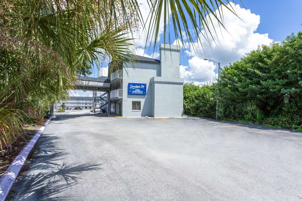 Howard Johnson by Wyndham Orlando Lake Buena Vista South - photo 3
