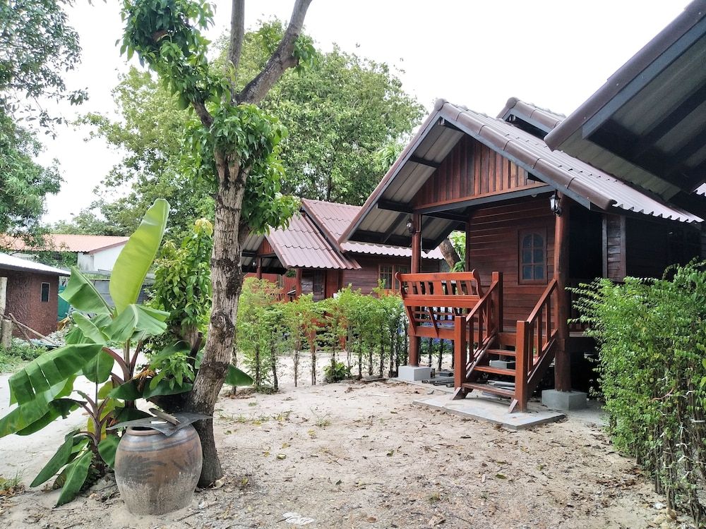 Ramantic Styles Resort - last minute hotel in Rayong