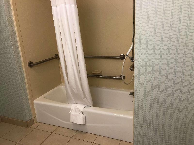 Hampton Inn & Suites Nashville @ Opryland - photo 37