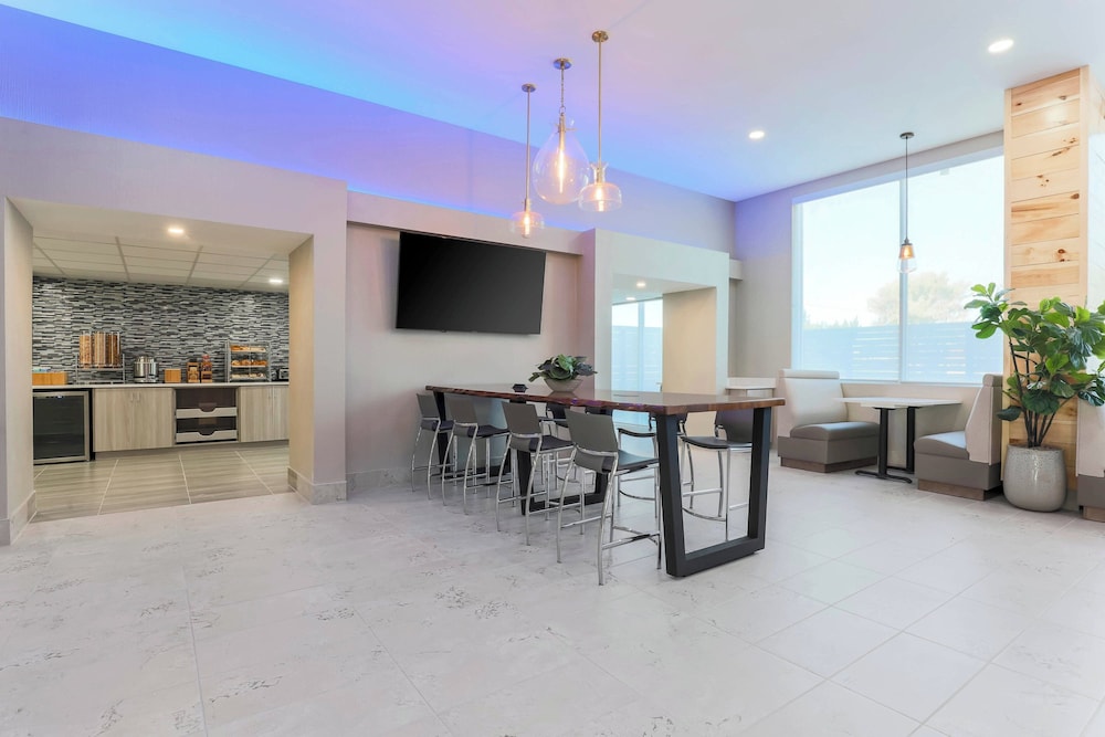 Fairfield Inn & Suites by Marriott Amarillo Central - photo 21