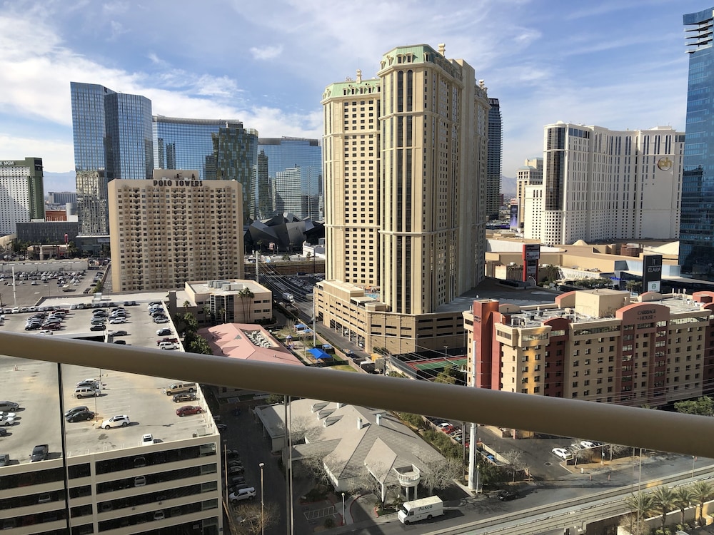 True 1BR Strip View at MGM Signature - photo 30