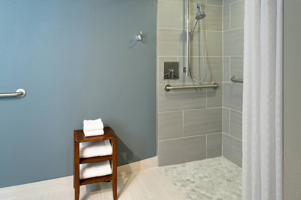 Marriott Anchorage Downtown - photo 17