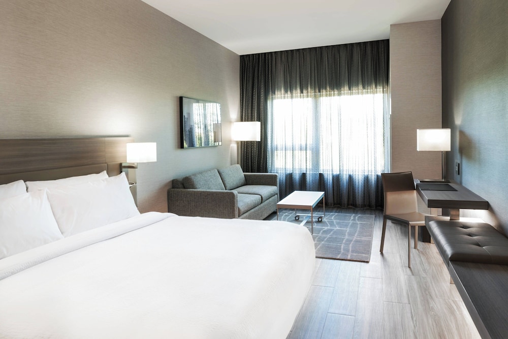 AC Hotel by Marriott Boston Cambridge - photo 17