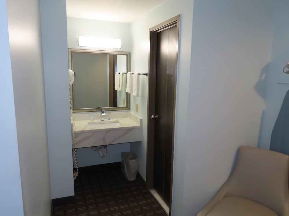 St. Charles Hotel - photo 32