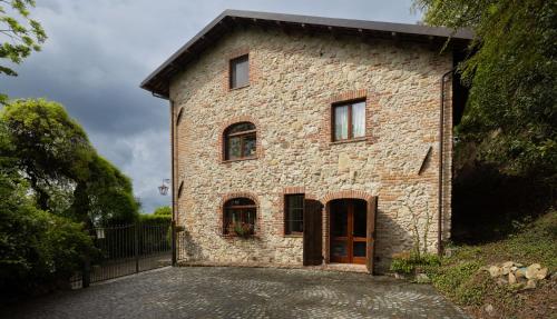 Casa Voglietti — 4-Star Luxury Hotel in Murisengo, Italy