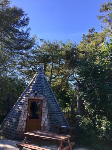 Pinewood Park Tipis; Hot Tubs And Lodges