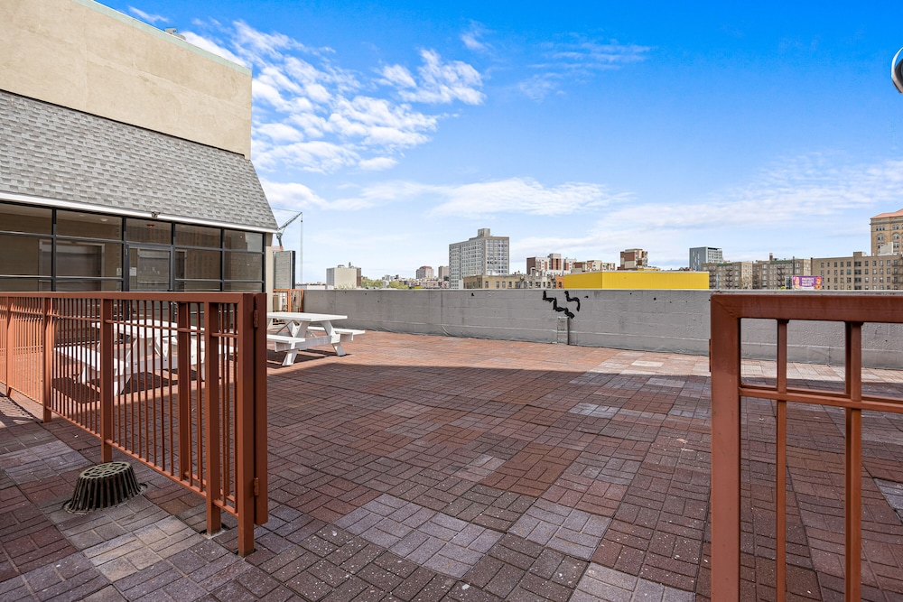 Highbridge Hotel - photo 29