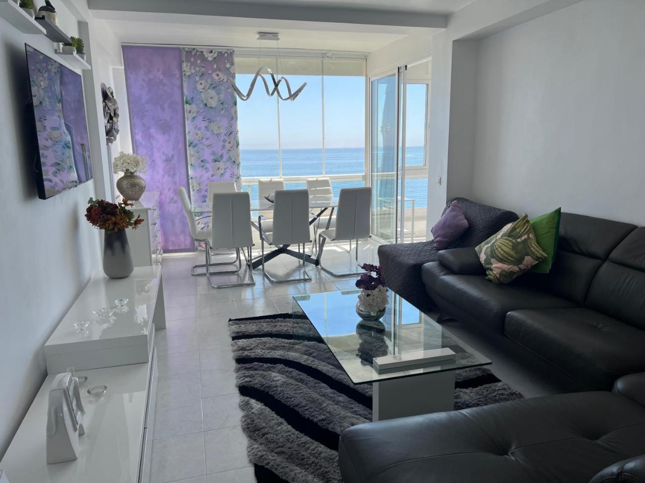 El Cisne by Benalsuites Panoramic Sea View