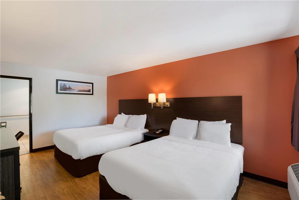 Quality Inn & Suites Junction - photo 11