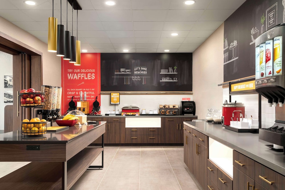 Hampton Inn & Suites by Hilton Amarillo West - photo 33