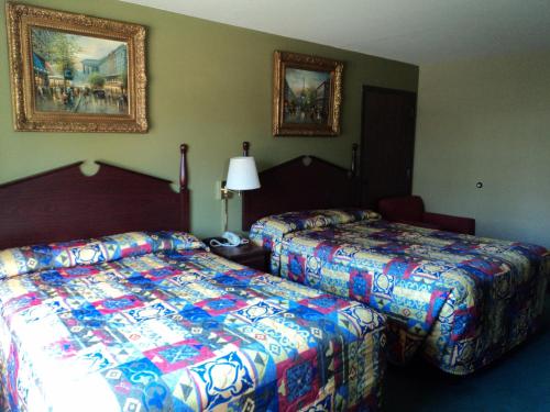 Garden Inn Fitzgerald - photo 3