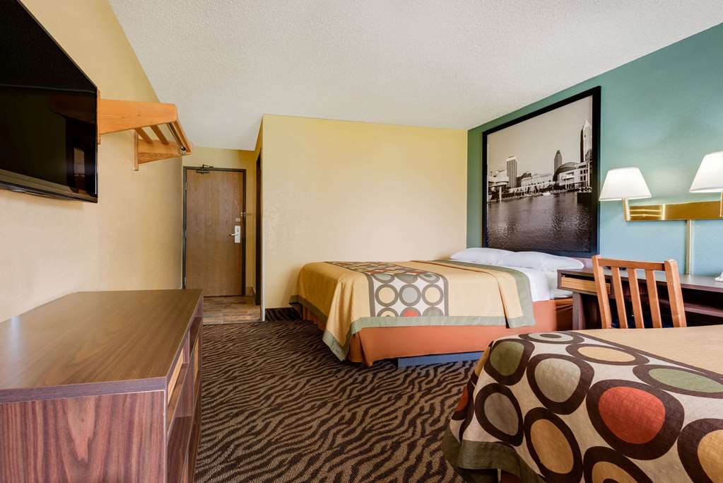 Super 8 by Wyndham Mentor Cleveland Area - photo 9
