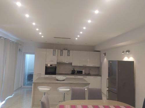 Apartmani Trubi 3 — 4-Star Luxury Hotel in Vodice, Croatia