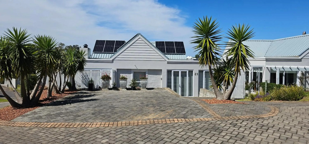 21 Manor Kingswood — 4-Star Luxury Hotel in George, South Africa