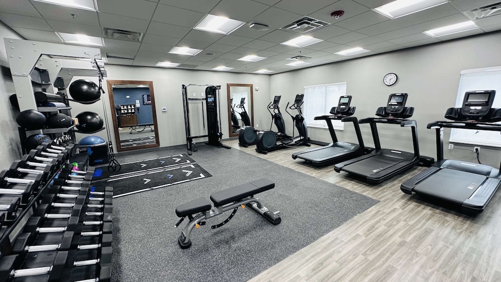 Hampton Inn & Suites Weatherford - photo 78