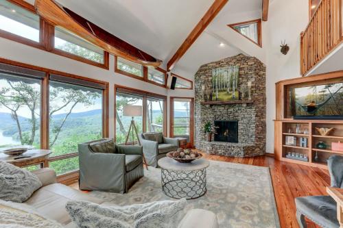 Falken Haus — 4-Star Luxury Hotel in Jasper, United States