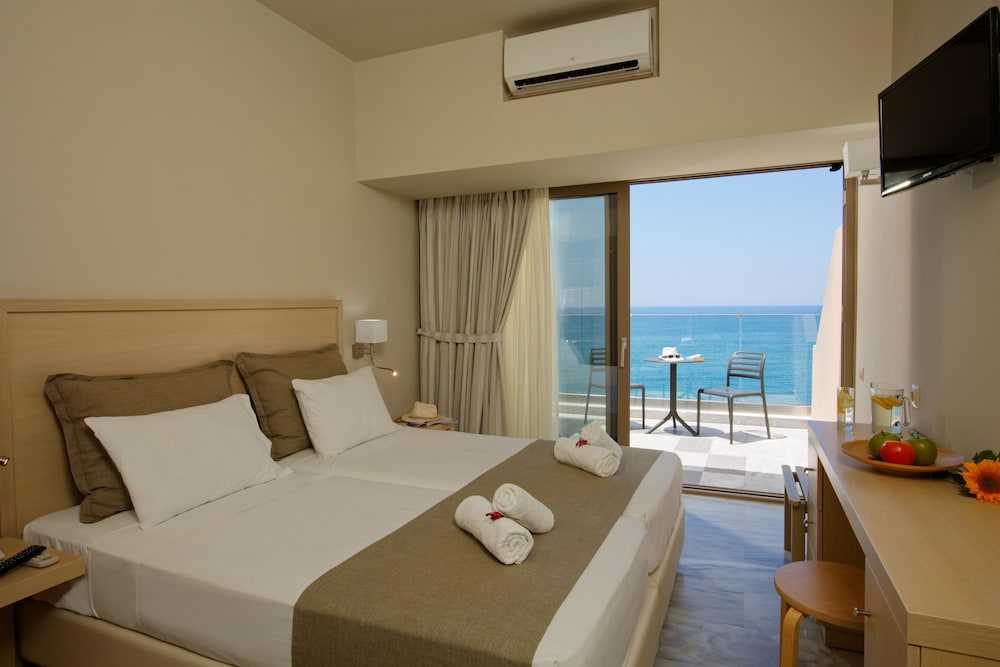 Archipelagos Hotel - carbon neutral hotel in Rethymno