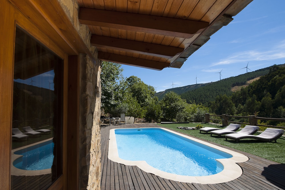 Mountain Whisper — 4-Star Luxury Hotel in Miranda Do Corvo, Portugal
