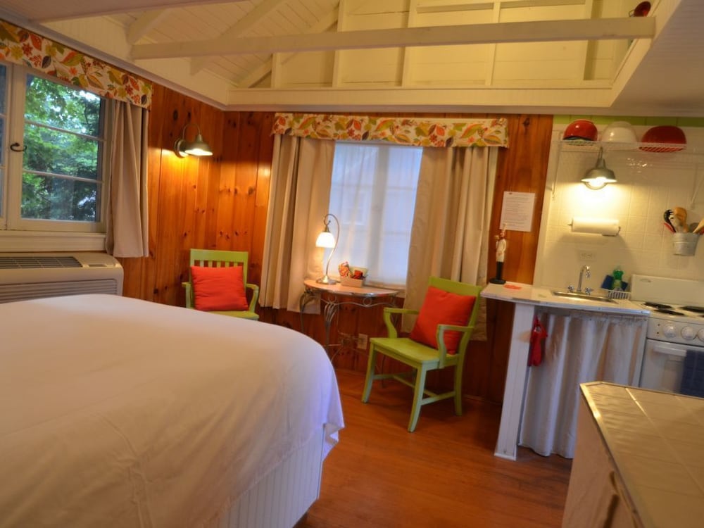 The Cottages of Wolfeboro - photo 9