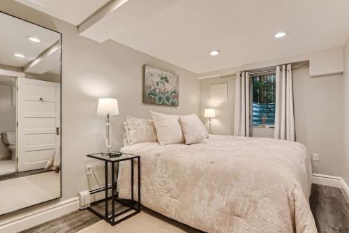 Guest Suite At Hilltop And Cherry Creek Near to Museums — 4-Star Luxury Hotel in Denver, United States