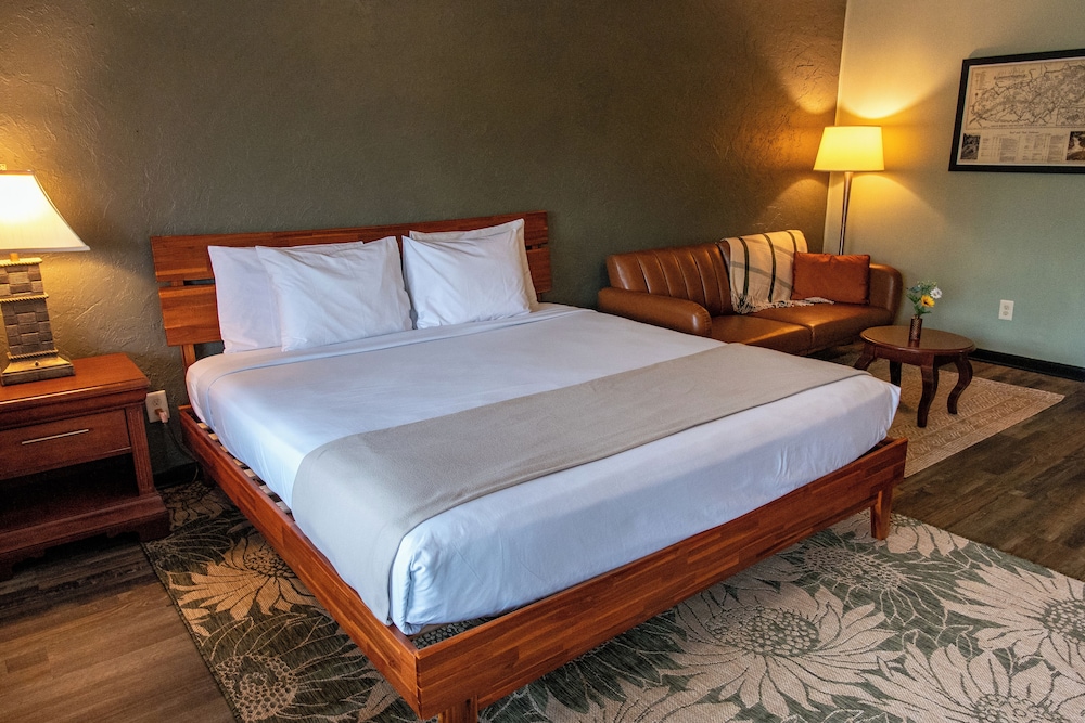 Townsend River Breeze Inn - photo 16