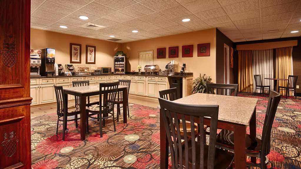 Best Western Plus Brandywine Inn & Suites - photo 27