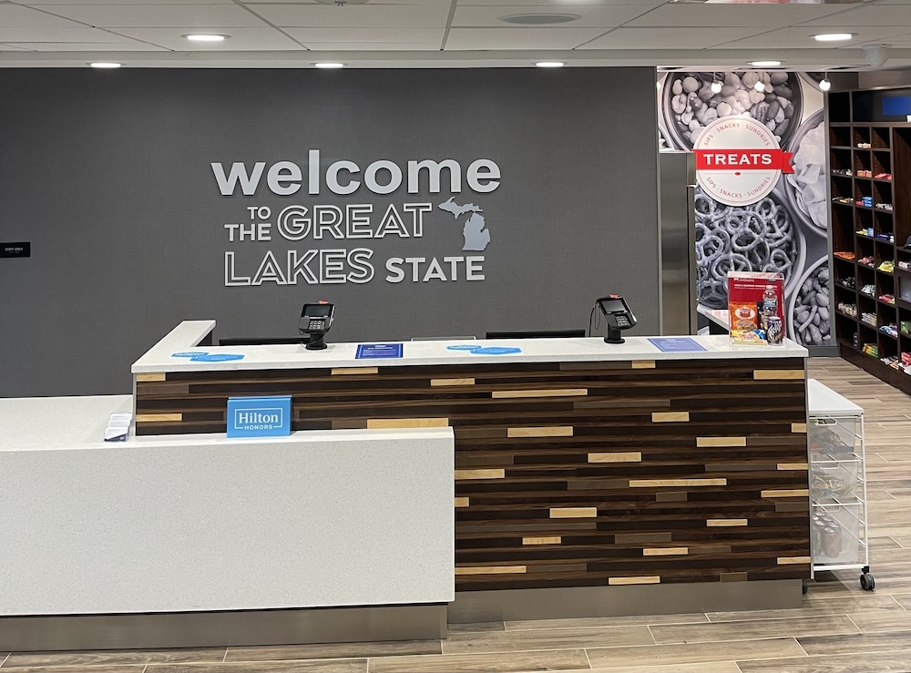 Hampton Inn Detroit Southfield - photo 2