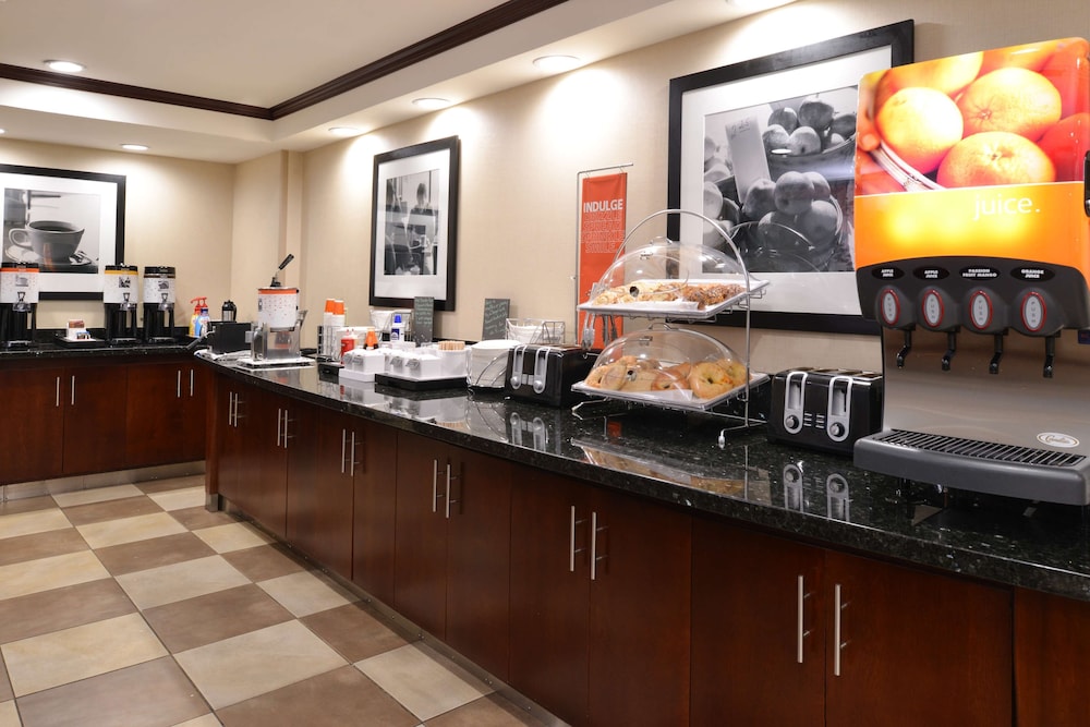 Hampton Inn Alpine - photo 25