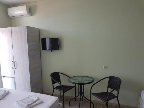 Hotel S 326