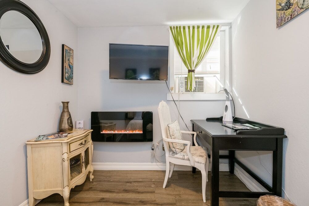 Madison Street Inn - photo 15