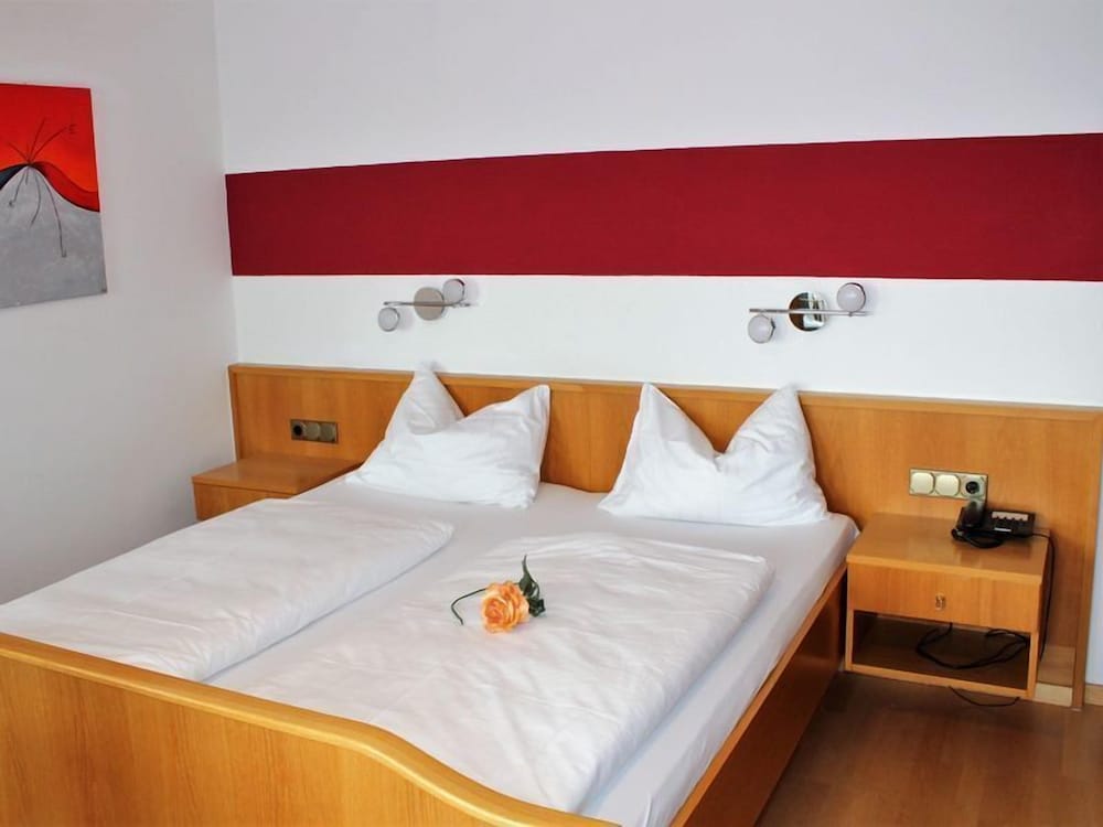 Hotel Garni Vogelsang in Bad Fussing, Germany