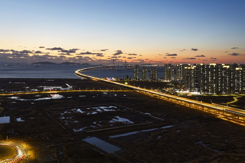 Golden Stay — 4-Star Luxury Hotel in Incheon, South Korea