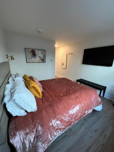 The Lucky Inn - photo 25