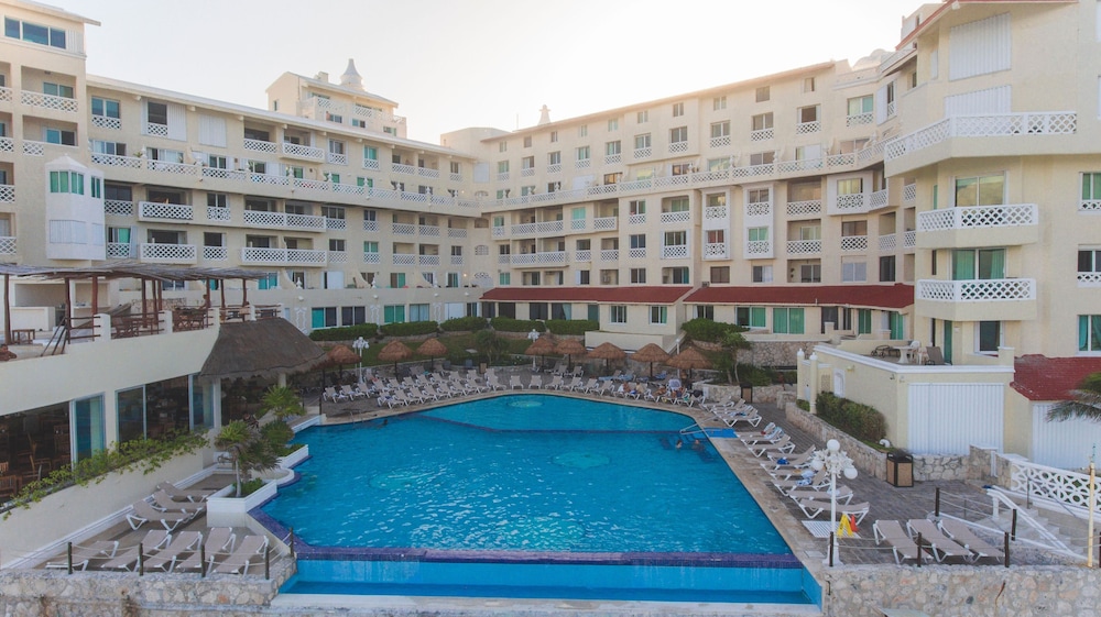 Cancún Plaza Sea View in Cancun, Mexico