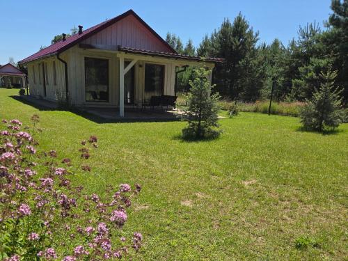 Domki Letniskowe Między Jeziorami w Lipnicy — hotel in Lipnica