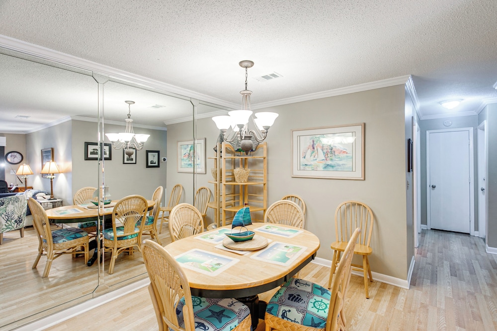 Resort style Condo in St Simons 1 Mi to Pier - photo 3