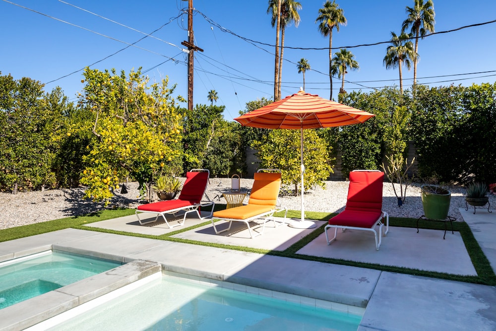 Sunny Park in Palm Springs, United States