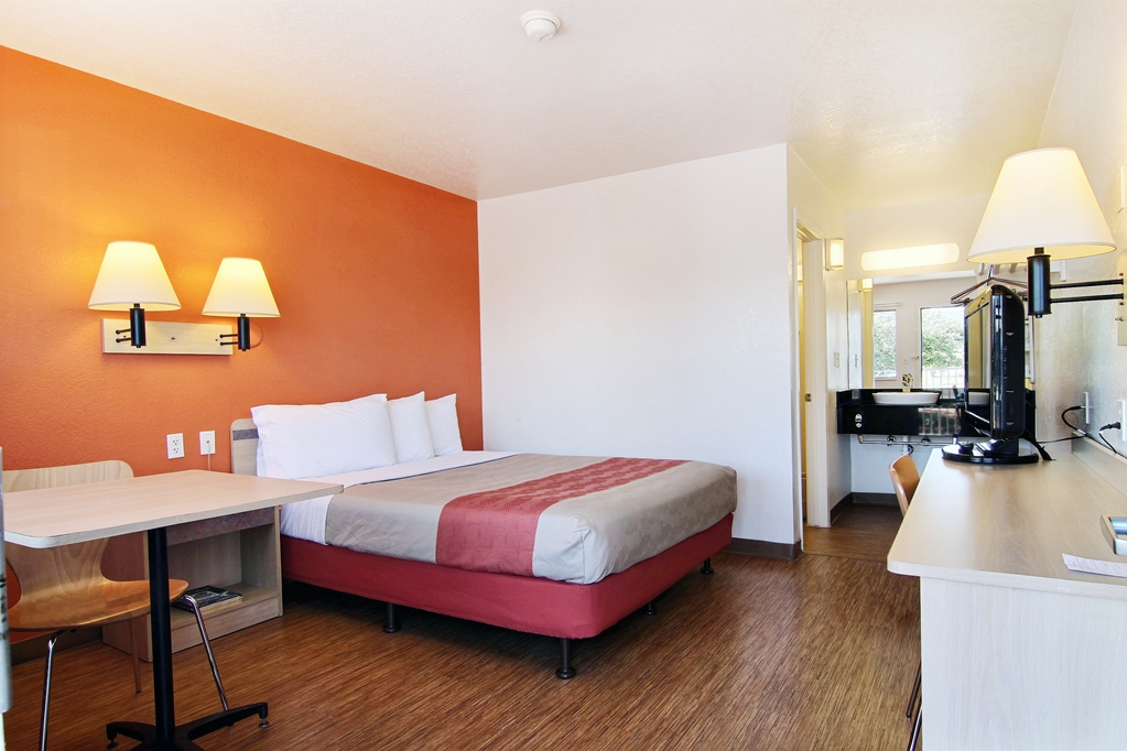 Motel 6 San Angelo TX - photo 10
