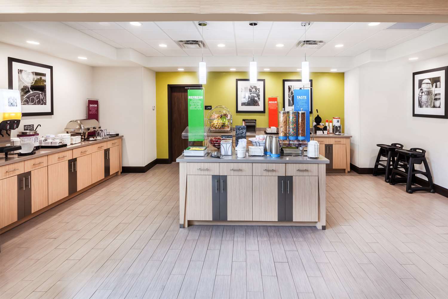 Hampton Inn Ozona - photo 11