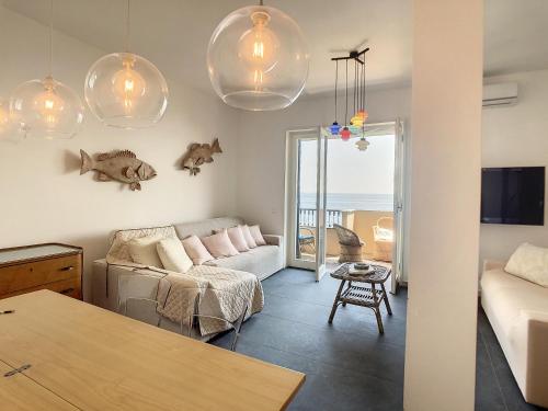 Sea House by Holiday World — 4-Star Luxury Hotel in Arenzano, Italy