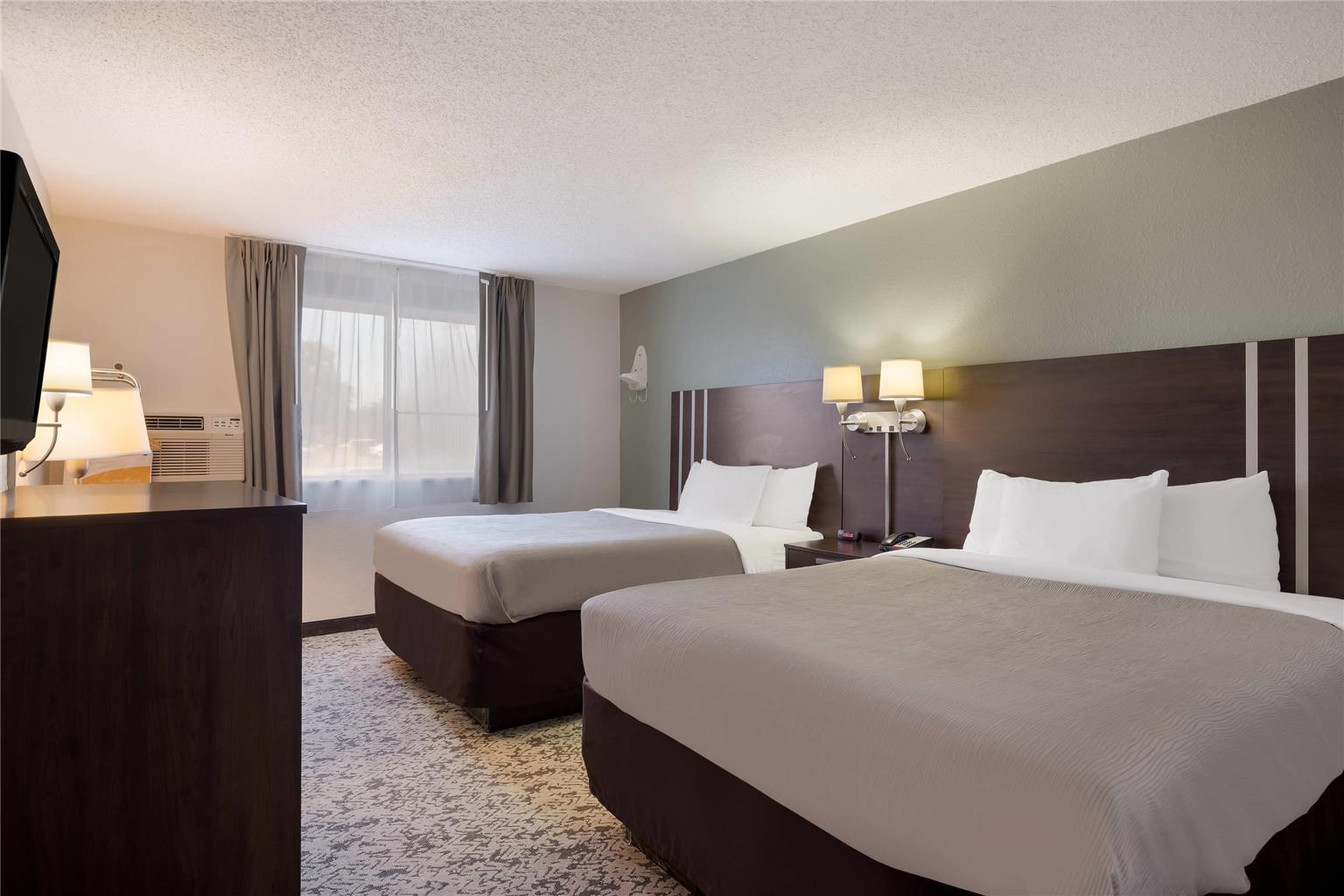 Quality Inn Hall of Fame - photo 16