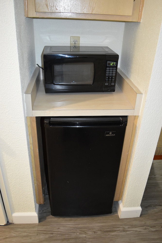 Old Town Western Inn & Suites - photo 17