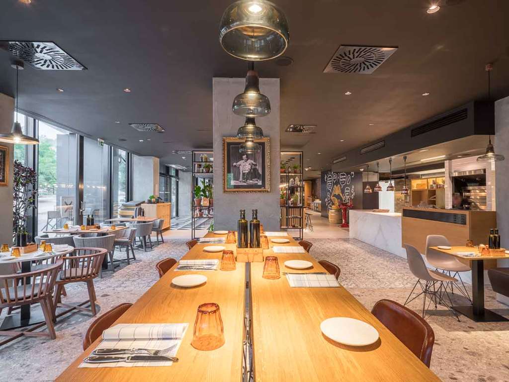 מזון ומשקאות